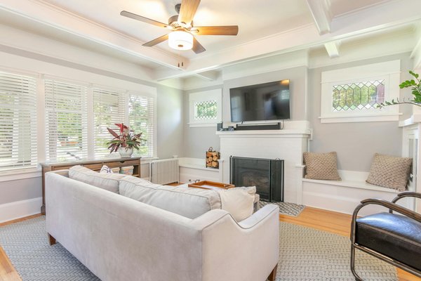 Guide pour nettoyer les sièges auto en cuir