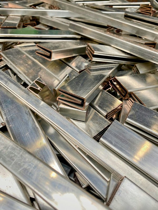 Décapage de métal : combien coûte l'intervention d'un spécialiste ?