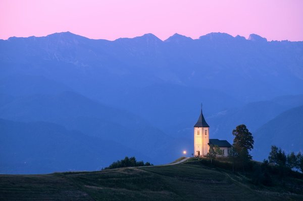 Les boîtes de rangement : votre allié pour un intérieur ordonné